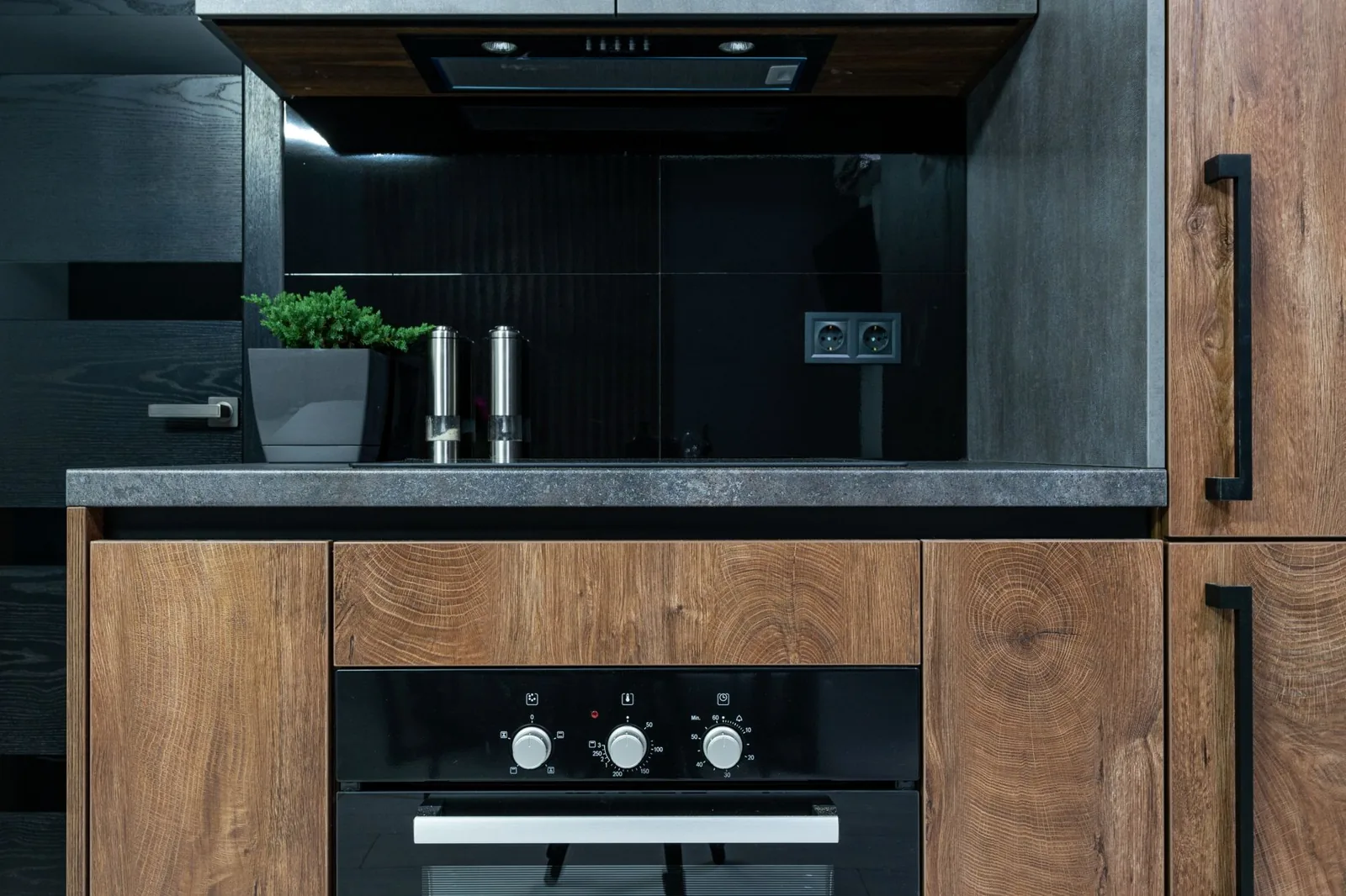 modern subway and zellige backsplash